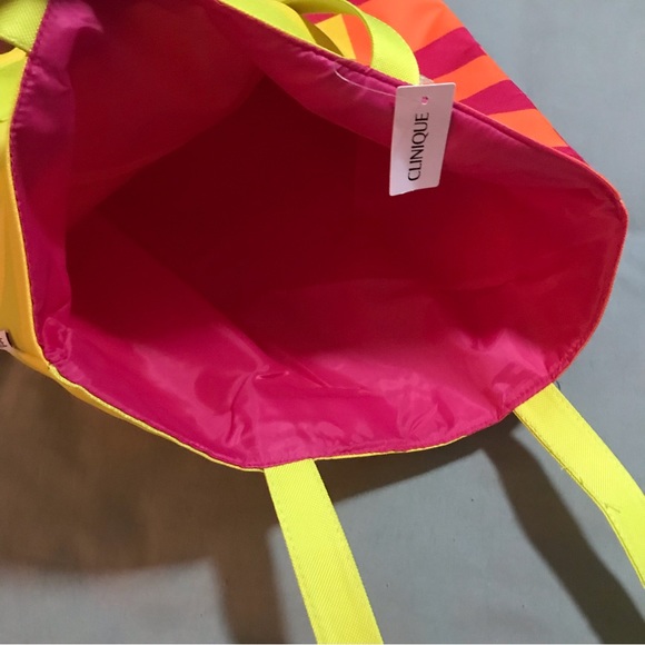 NWT Donald x Clinique Neon Green and Pink Summer Beach Tote - Picture 5 of 9